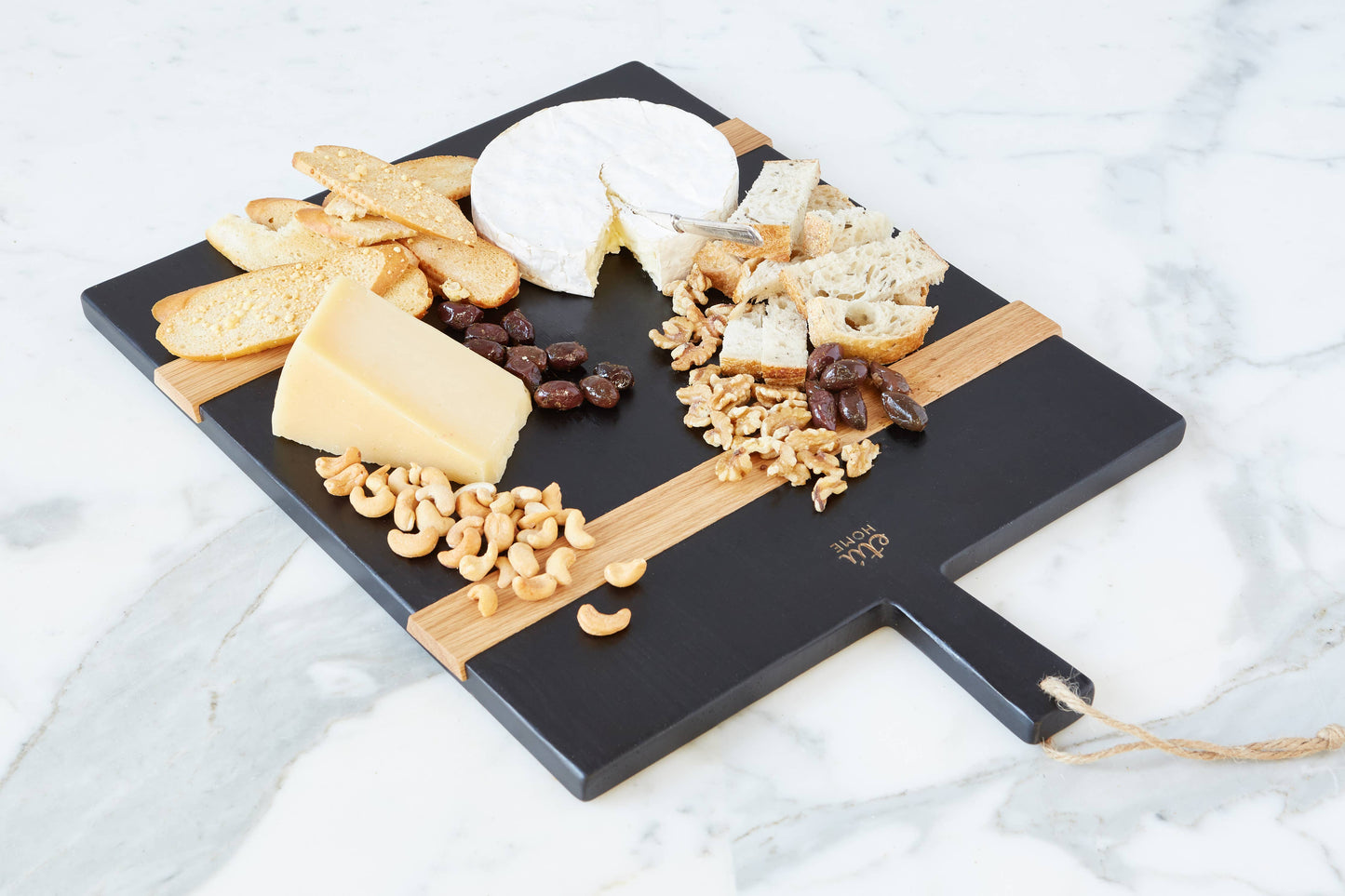 Etú Black Rectangle Mod Charcuterie Board, Medium: Medium