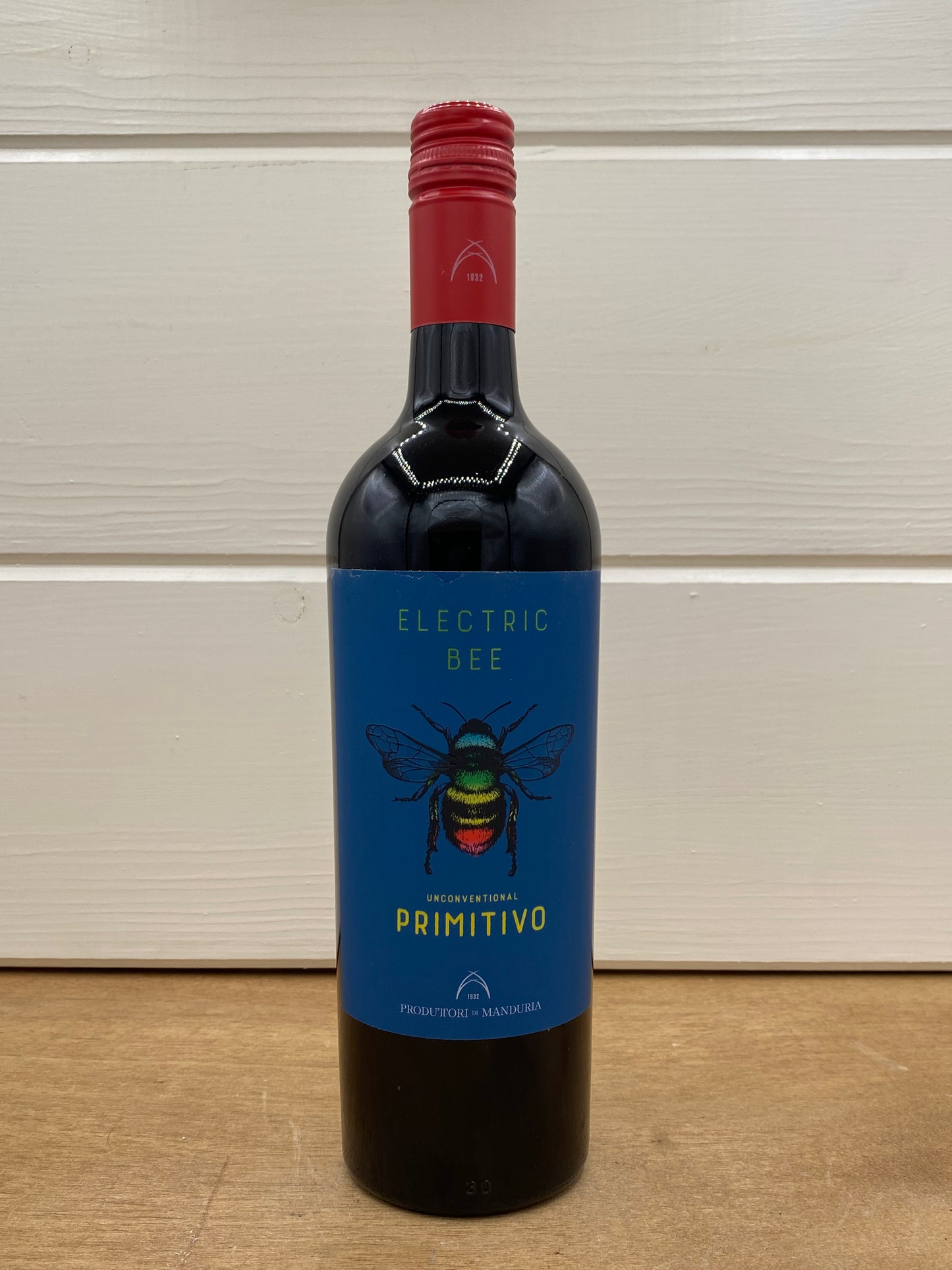 Produtori di Manduria “Electric Bee” Unconventional Primitivo 2023