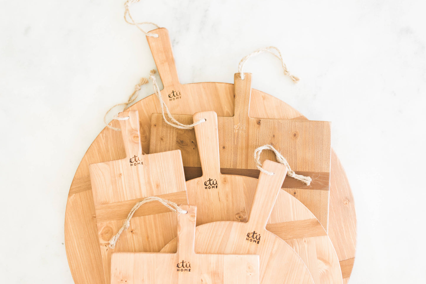 Etú Rectangle Pine Charcuterie Board: Small